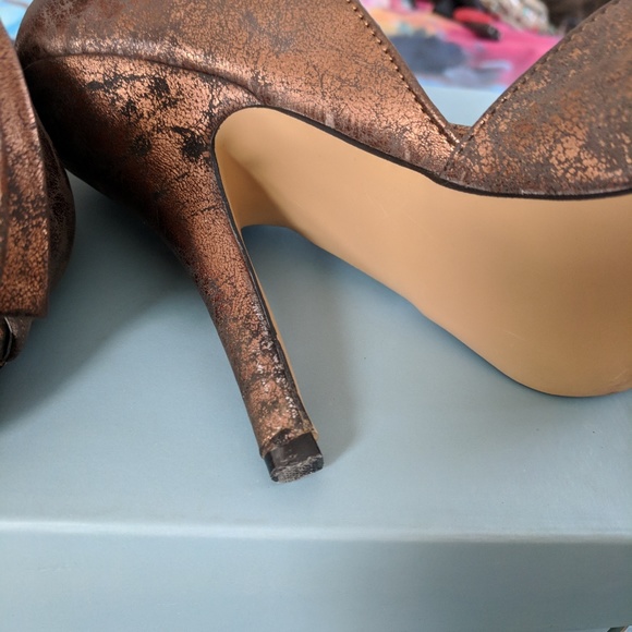Jeffrey Tyler Bronze Open Toe Heels - Picture 5 of 6